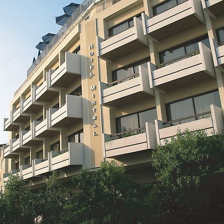 Hotel Mistral Пирей Экстерьер фото