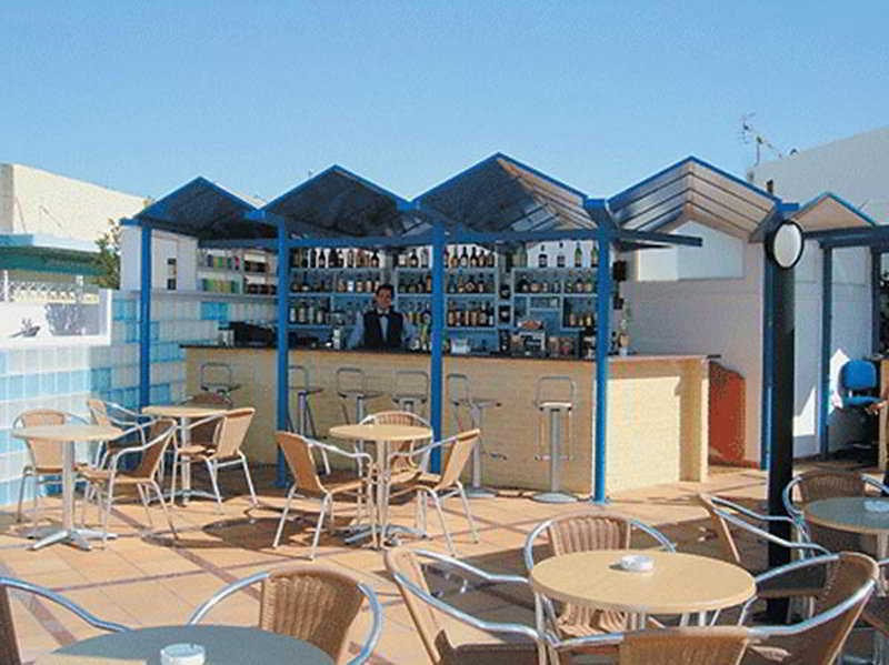 Hotel Mistral Пирей Ресторан фото